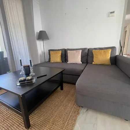 Jardines Del Puerto 1004 马尔韦利亚