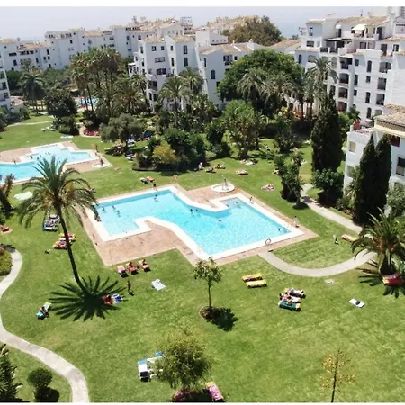 Jardines Del Puerto 1004